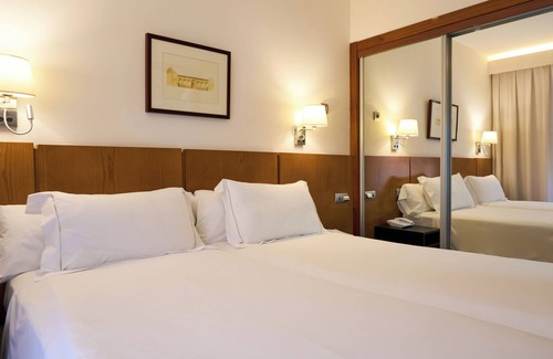 Figares Hotel | Senator Granada Hotel