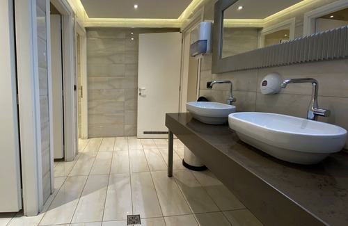 Tirana Hotel | Senator Hotel