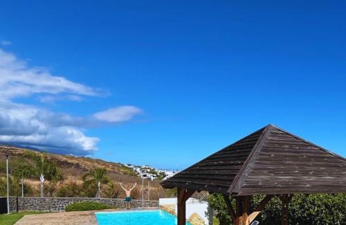 La Saline Les Bains Apartment | SENOMA RUN - T2 Saint Gilles les bains - Vue mer proche lagon