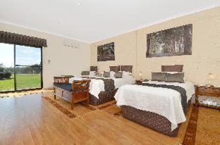 Kordabup Bed & Breakfast | Sensational Heights Bed & Breakfast