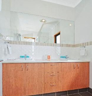 Kordabup Bed & Breakfast | Sensational Heights Bed & Breakfast