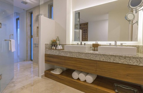 Puerto Morelos Hotel | Sensira Resort & Spa Riviera Maya