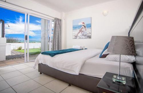 Langebaan Villa | Sensiri Orca Beach Villa