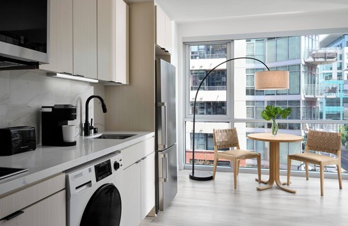 East Village Hotel | Sentral Gaslamp Quarter