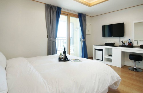Songsan-dong Hotel | Seogwipo Badahae