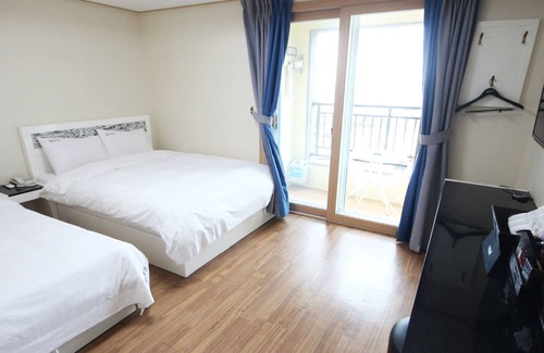 Songsan-dong Hotel | Seogwipo Badahae