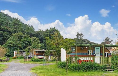 Seogwipo City House | Seogwipo Campa jeju