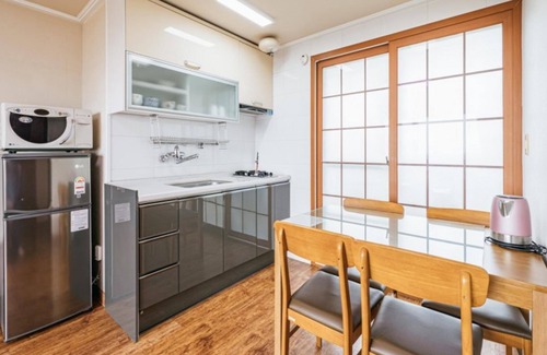 Namwon House | Seogwipo Tteuribada Pension