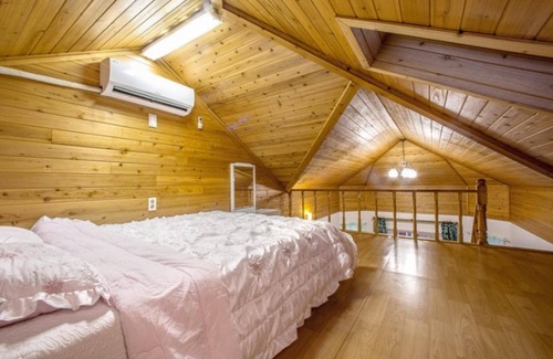 Suwon House | Seonjedo Iris Pension