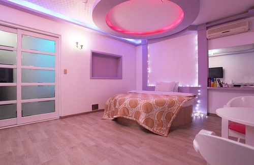 Seosan Hotel | Seosan White House