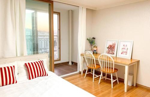 Chegang-mal Apartment | Seoul Best Eco-Friendly Apartment near National Mountain Park