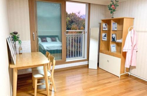 Chegang-mal Apartment | Seoul Best Eco-Friendly Apartment near National Mountain Park