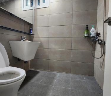 Eunpyeong-gu Villa | Seoul Eunpyeong New studio Hanok Village Lotte Mall Restaurants Shopping Hot Place Bukhan mountain Healing
