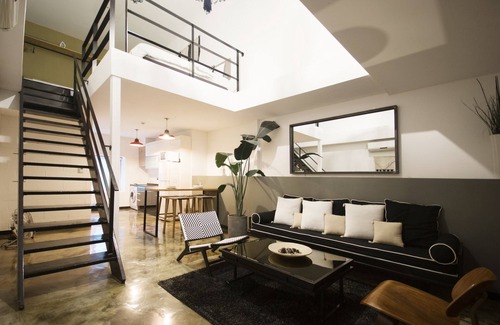 Daehangno Apartment | Seoul Loft Apartments - SLA 7 Night Minimum
