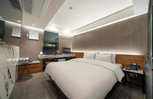 Bongcheon-dong Hotel | Seoul National Univ Stn 54beonga
