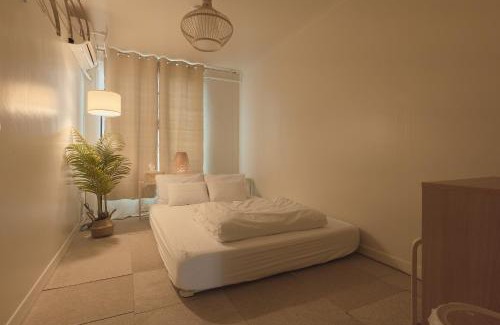 Cheongpa-dong Apartment | Seoul Sensibility B&B House