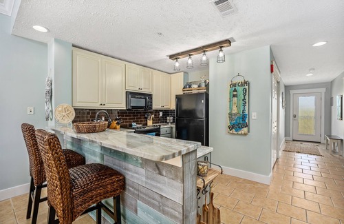 Mexico Beach Condo | Sep 15-19 Reduced! Oceanview Condo, Heated Pool, Hot Tub & Sauna!