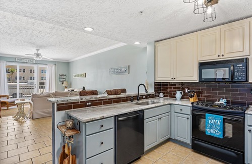 Mexico Beach Condo | Sep 15-19 Reduced! Oceanview Condo, Heated Pool, Hot Tub & Sauna!