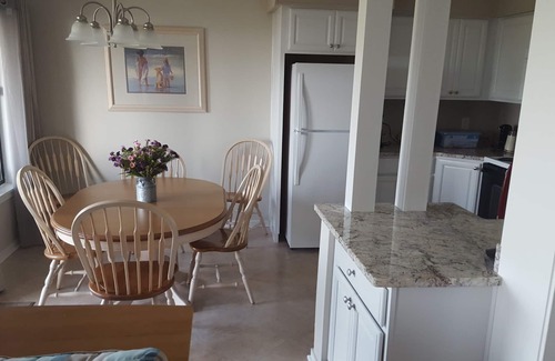 Folly Field Villa | SEP 19-2026:OCEANVIEW 50yd to beach, 3RD FL/Southbalcony LG Shower 2POOLS