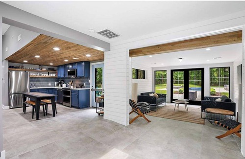 Lakeside House | Sep 5, 19, 26 weekend special! Fall = great weather here! Private Pool sleeps 10
