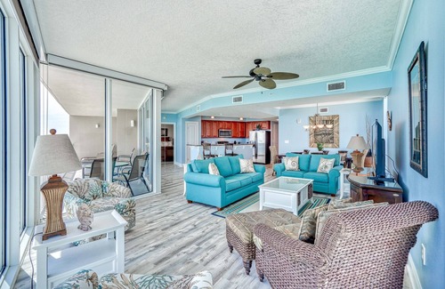 West Panama City Beach Resort | Sept 7 - 19th open! Specials! Gorgeous Corner Views!