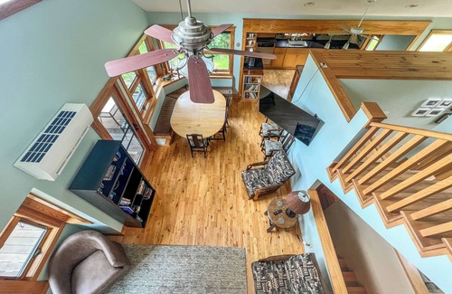 Warrensville Cabin | Sept Skies, Mtn Views - Your High-Country Escape Awaits @ Grande Vue