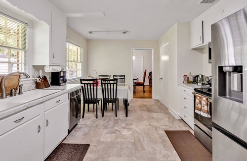 Chapel Hill House | Sept special 3king beds 1Gbps GFiber Free EV charger