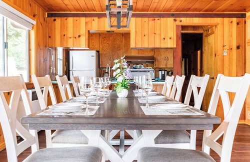 Camp Nelson Cabin | Sequoia Retreat: Spacious Cabin/Hot Tub/Sun Deck