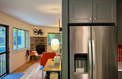 Cazadero House | Sequoia Sisters - pvt yard, hot tub, family fun