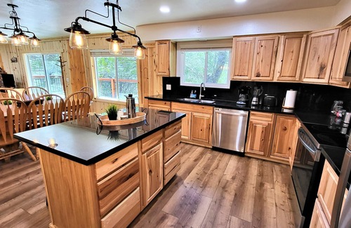 Camp Nelson Cabin | Sequoia Trails, Ancient Trees, Mountain Adventure, and Air Conditioning