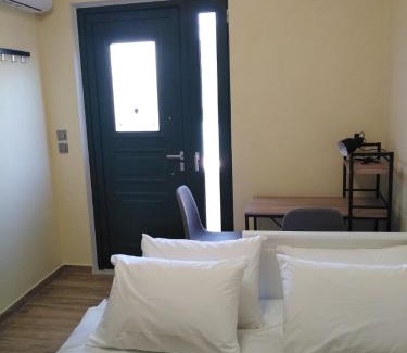 Archangelos House | Serafi Cozy Rooms