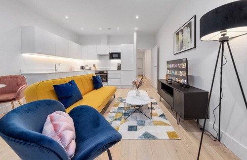 Canbury Apartment | SERCASA ~ Appletree Court ~ Kingston {cuatro}