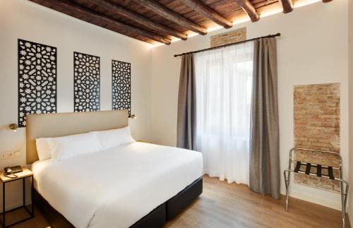 Granada City Center Apartment | Sercotel Granada Suites