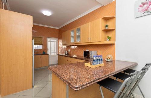 Cape Town Apartment | Serena Inn Apartment 6 Self Catering