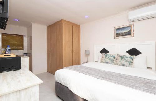 Cape Town House | Serena Inn room 2