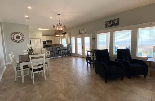 Crystal Beach House | Serendipity Shore 3 Bedroom Home by RedAwning