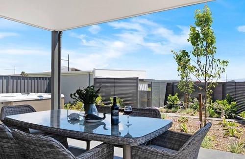 Shell Cove House | Serendipity @ The Waterfront