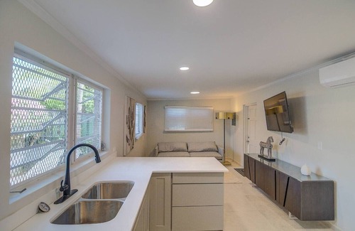 Westward Villas Subdivision Apartment | Serene 1-Bed Condo Near Beach with Parking