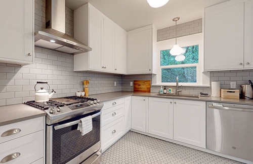 Richmond House | Serene 1912 home with a private Japanese garden in South East Portland