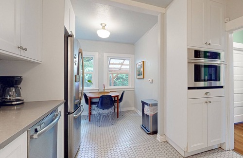 Richmond House | Serene 1912 home with a private Japanese garden in South East Portland