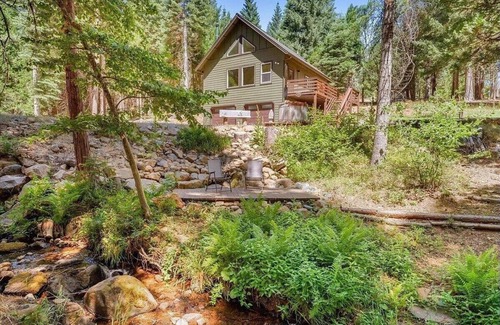 Mount Shasta House | Serene 2-bedroom house in Mount Shasta
