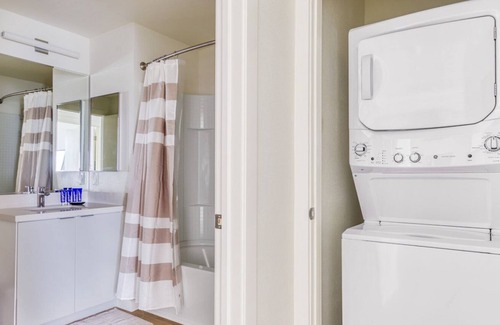 Downtown Berkeley Apartment | Serene Berkeley 1BR w/ W/D & Coworking, walkable to BART, by Blueground