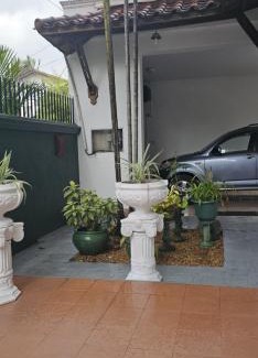 Peliyagoda Villa | Serene Ceylon Villa