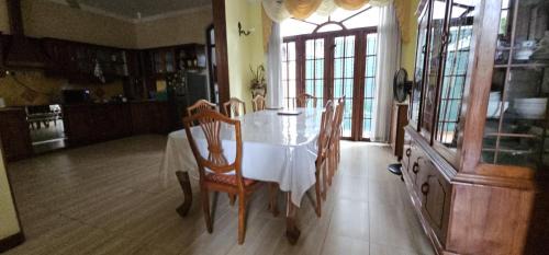 Peliyagoda Villa | Serene Ceylon Villa