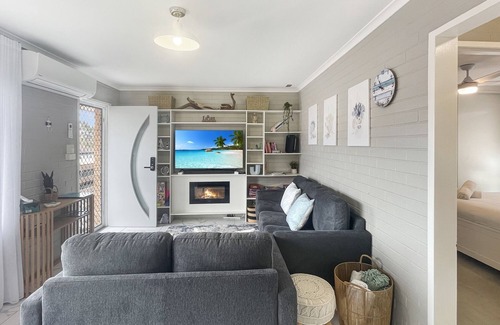 North Batemans Bay Apartment | Serene Coastal Retreat with Carport