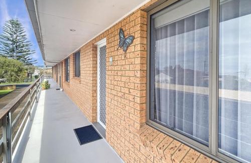 North Batemans Bay Apartment | Serene Coastal Retreat with Carport
