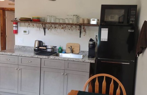 Hyde Park Cabin | Serene country cabins 6 in the heart of Vermont