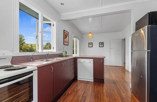 Waipu House | Serene Cove Escape - Waipu Holiday Home