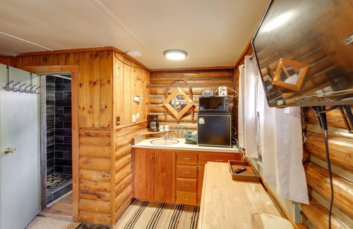 De Borgia Apartment | Serene DeBorgia Hideaway: Hiking & Fishing Nearby