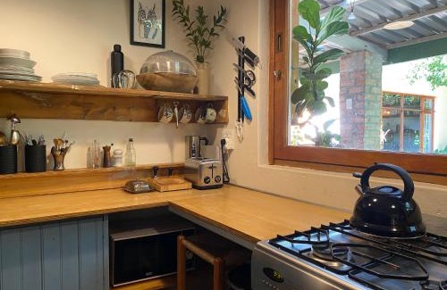Ceres Apartment | Serene Garden Flat